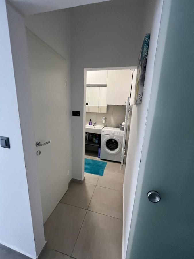 Apartment Experience *